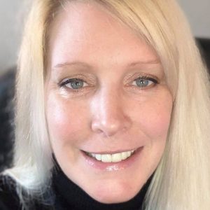 Wendy Olson headshot